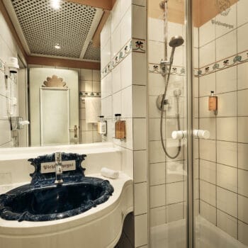 Badezimmer Rotwild 02 Pichlmayrgut web