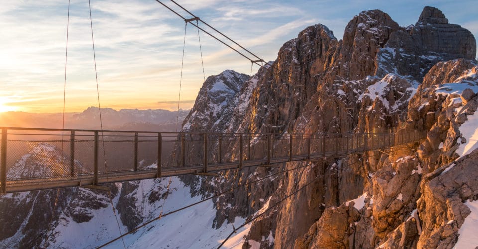 Hängebrücke Dachstein c Planai Klünsner scaled